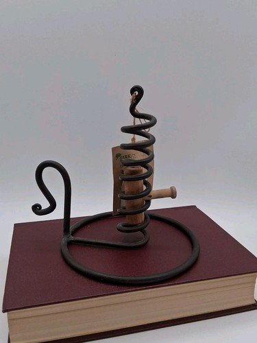 Cast iron spiral twist - iron,
